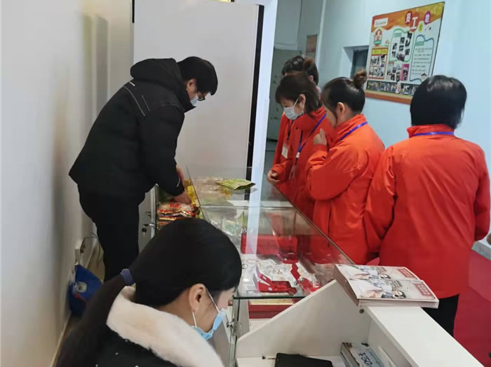 四川中青旅綿陽分社、綿陽市中旅假日旅行社、綿陽自來文化傳播有限公司24H自助售貨服務(wù)盛大開業(yè)