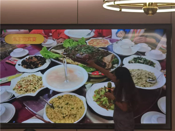 綿陽中旅行假日旅行社舉行“什邡號.2025熊貓專列”旅游線路分享會